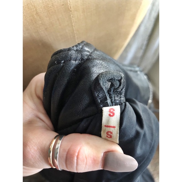 Vintage leather jacket. - Picture 4 of 4